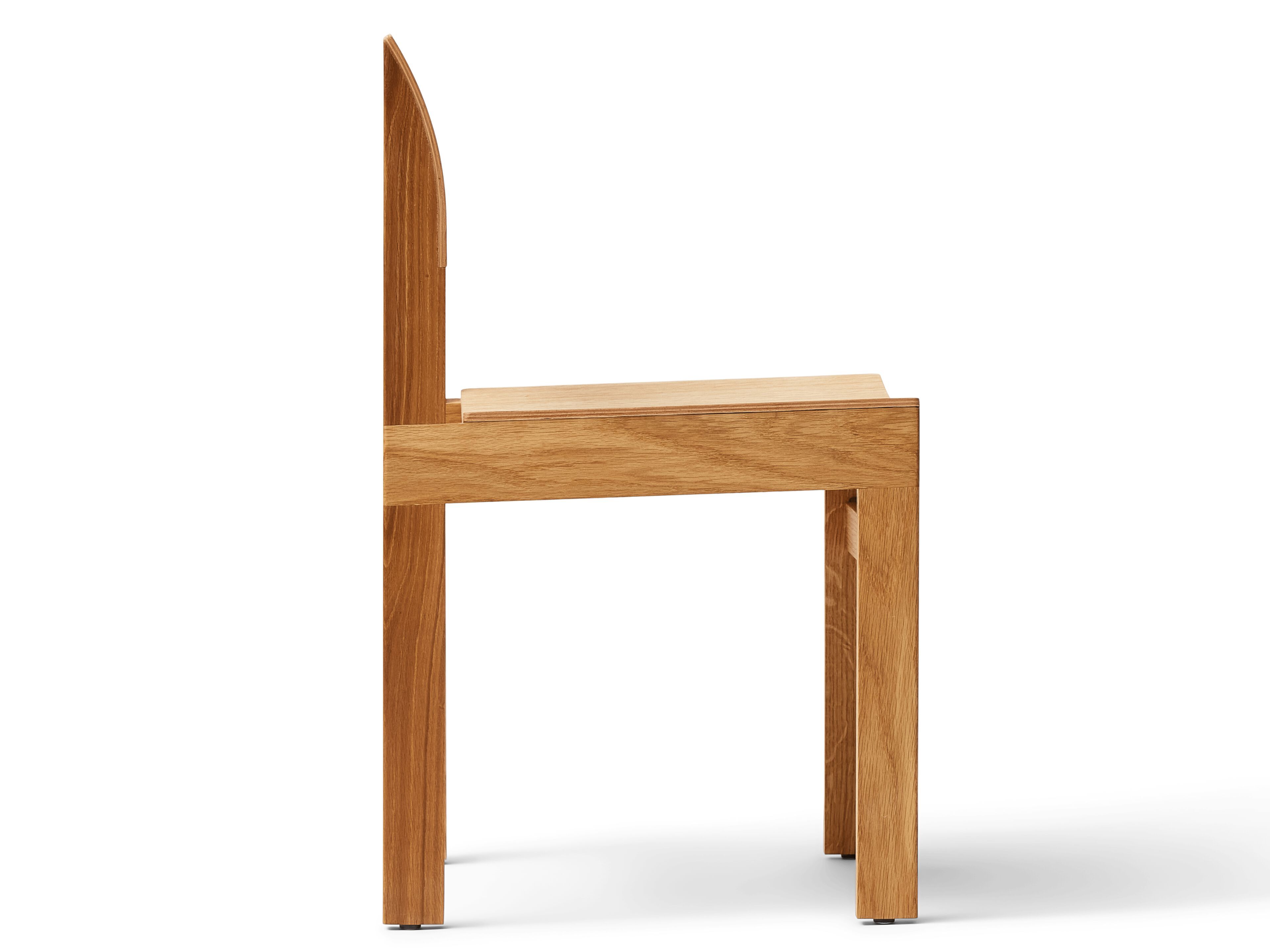 Дубовый стул с открытой спинкой Form & Refine Sonder ARCH-00063784 - Вид №2