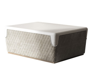 Квадратный пуф из ткани