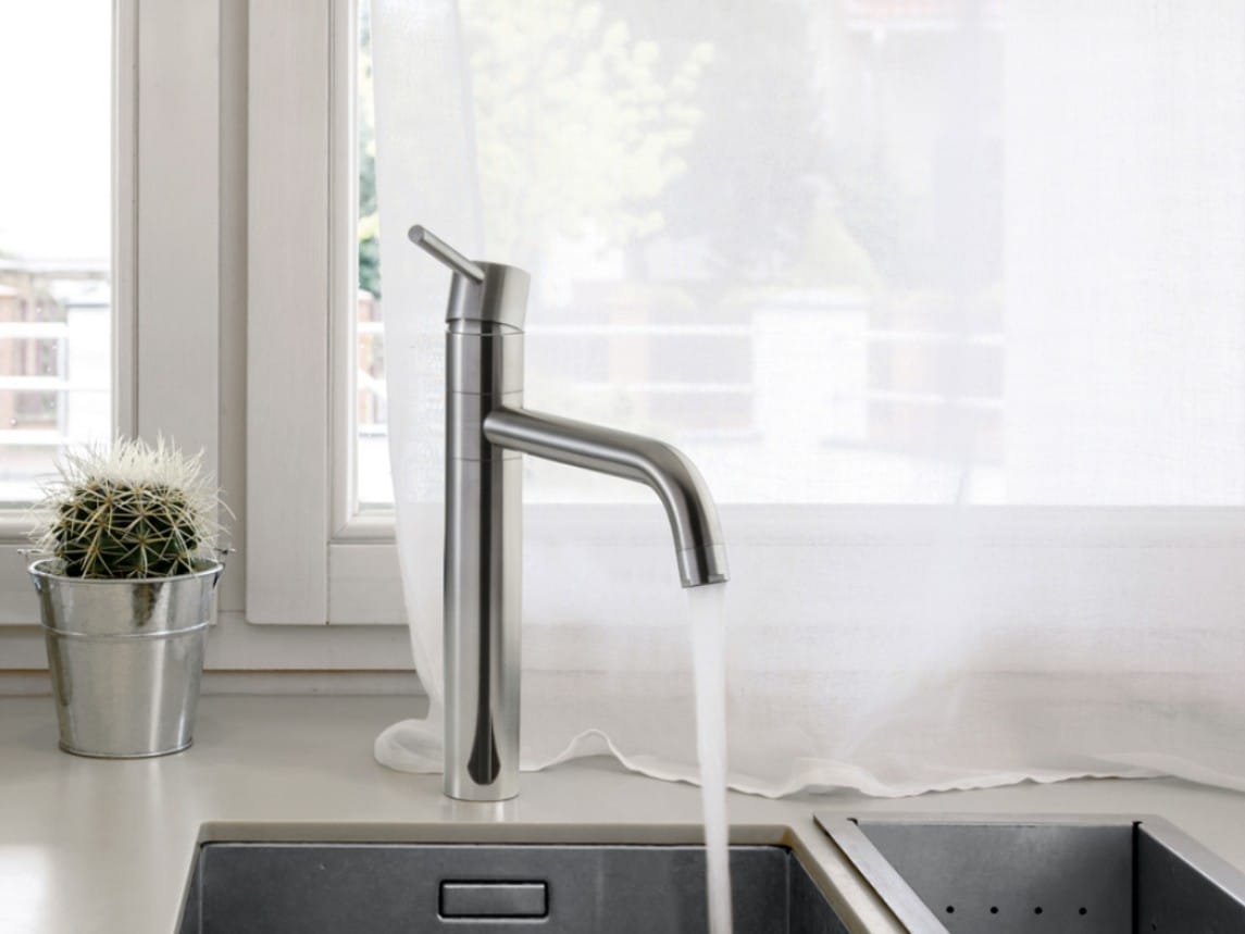 Однорычажный смеситель для кухни из нержавеющей стали Rubinetterie Treemme 40 мм ARCH-00011172