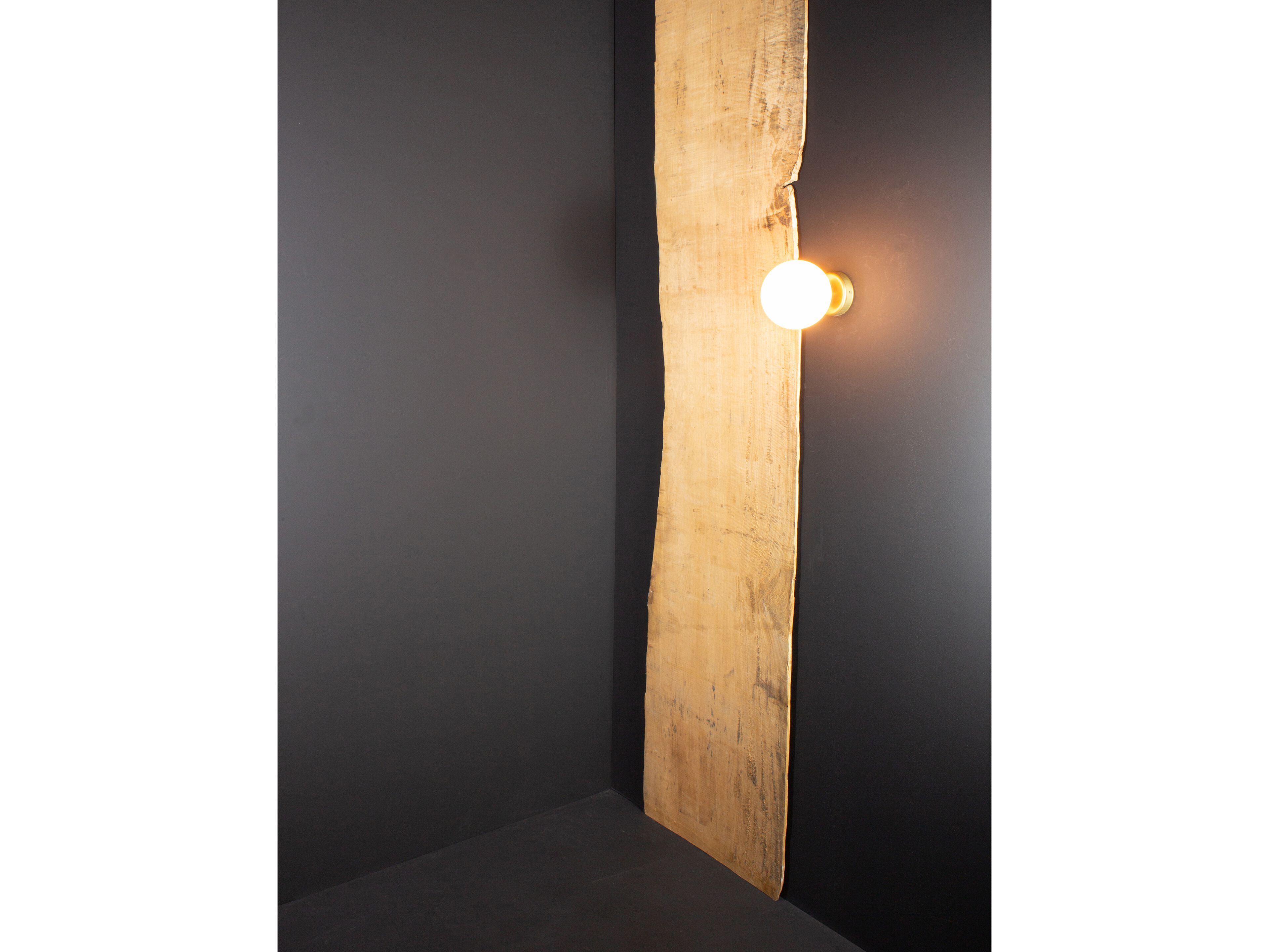 Латунный светодиодный настенный светильник Renzo Serafini сфера ARCH-00034330 - Вид №1