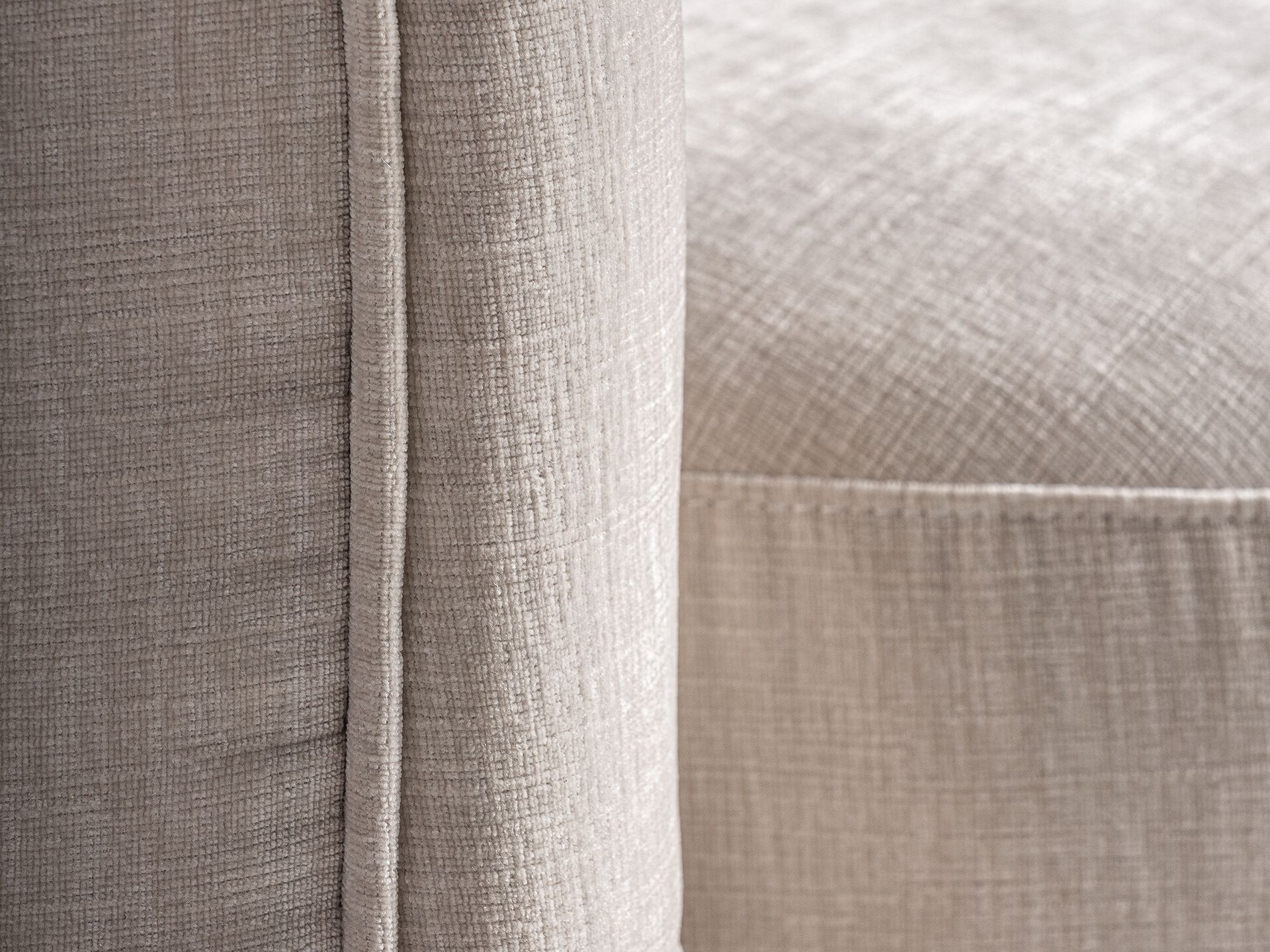 Тканевое кресло с подлокотниками Vical Home NYUL ARCH-00120584 - Вид №5