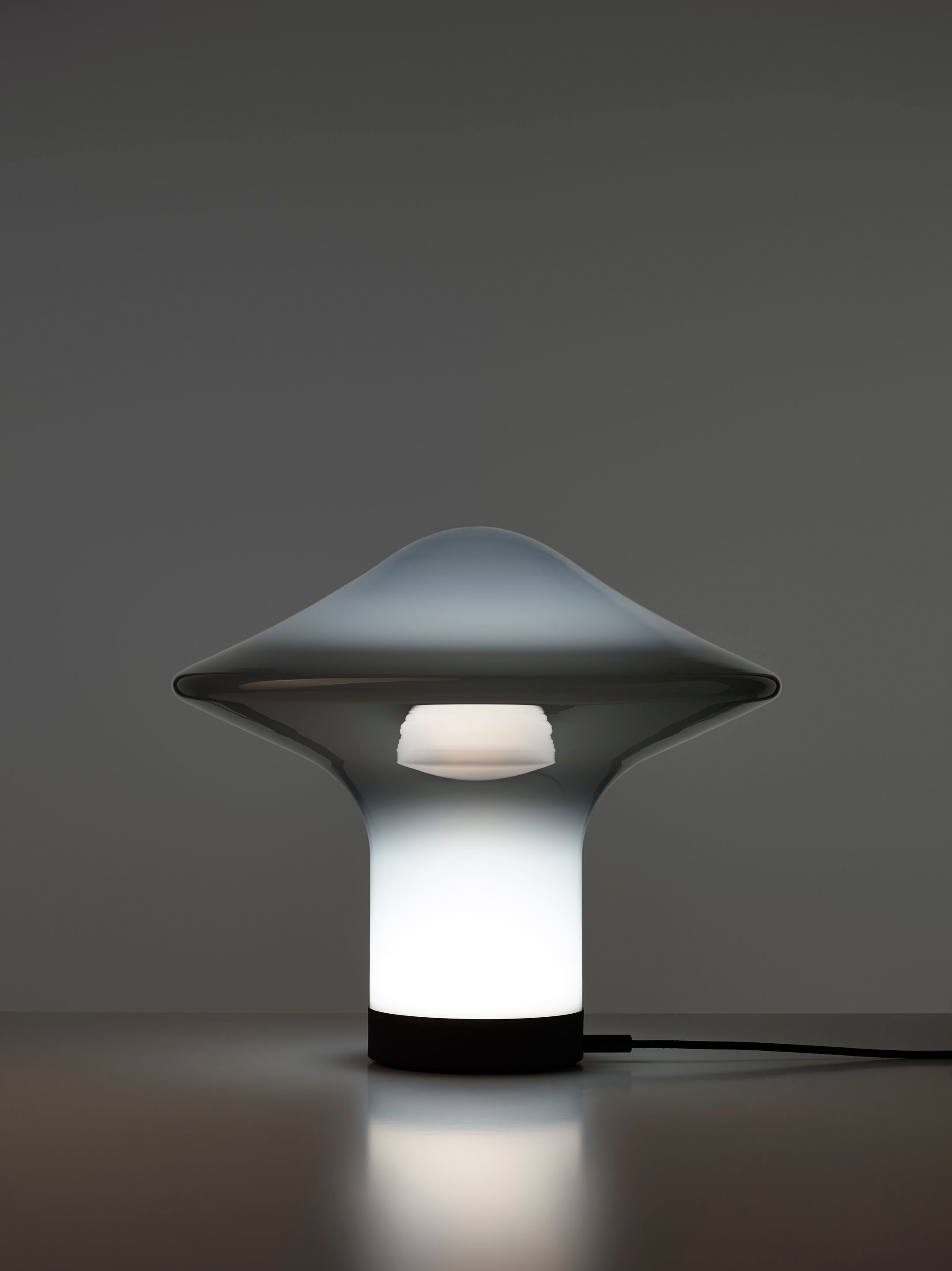 Светодиодная настольная лампа из опалового стекла с диммером BROKIS Волчок ARCH-00065331 - Вид №7