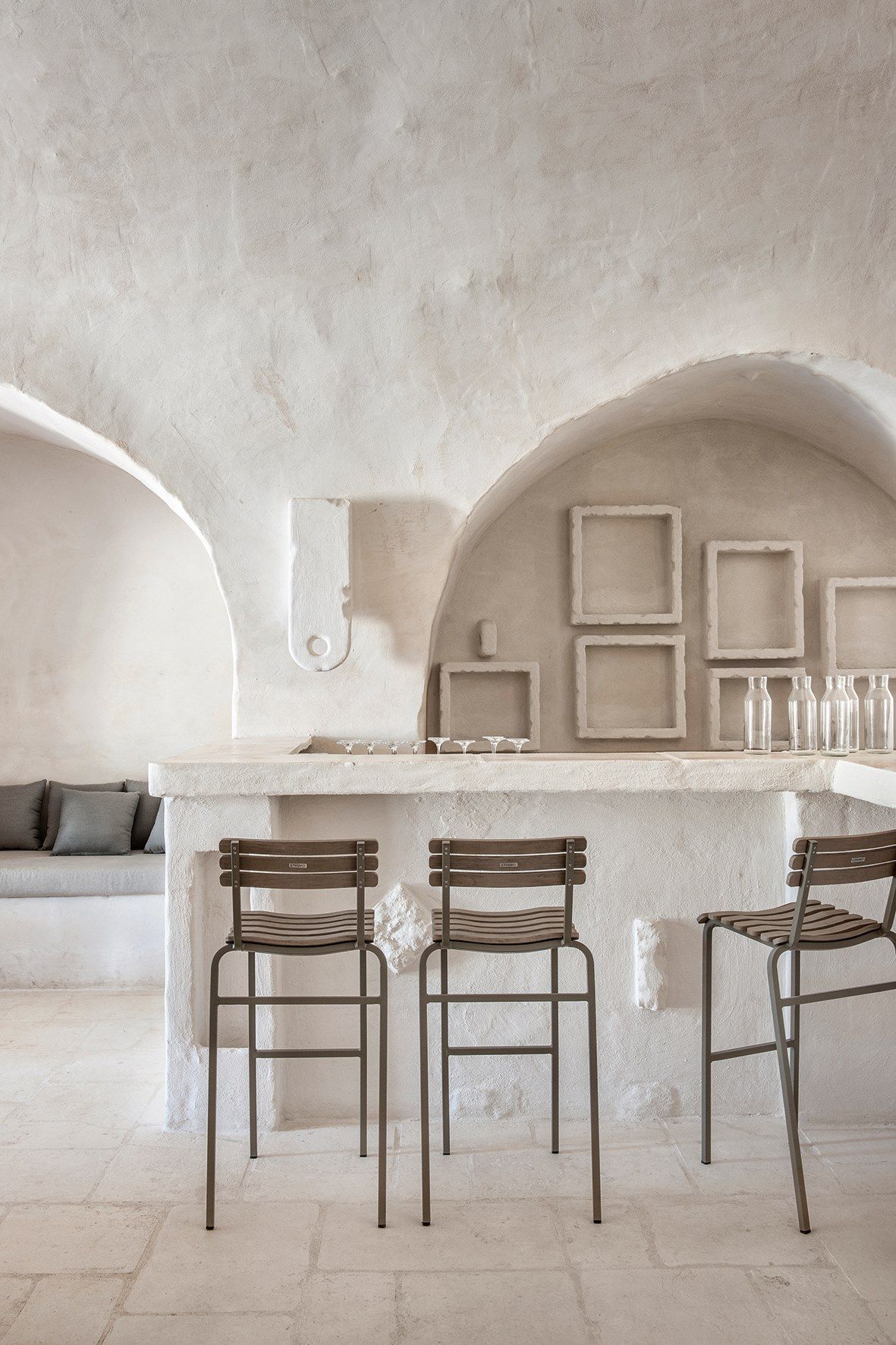 Высокий садовый стул из тикового дерева со спинкой Ethimo Laren ARCH-00035717 - Вид №1