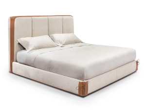 Двуспальная мягкая кровать