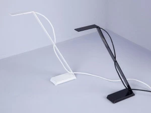 ENGI Светодиодная настольная лампа из стали  Enpu