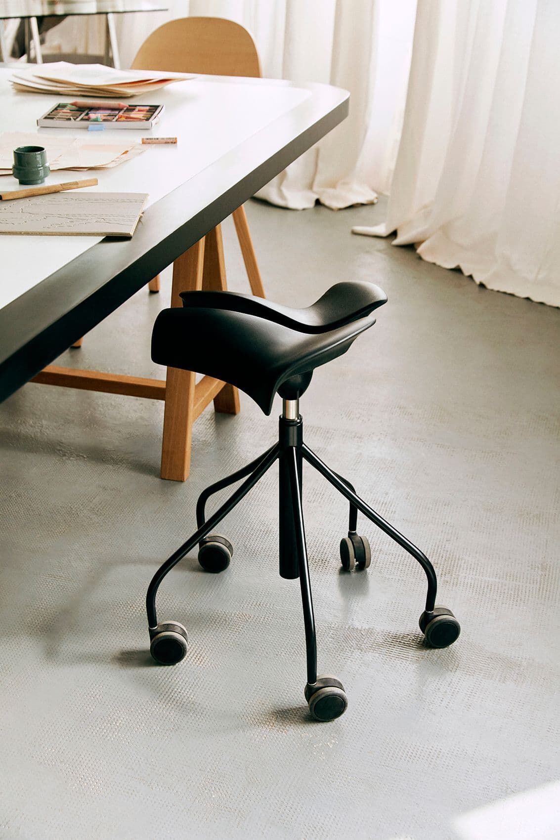 Офисный стул на насесте с колесами In Stock BD Barcelona ARCH-00006658 - Вид №4