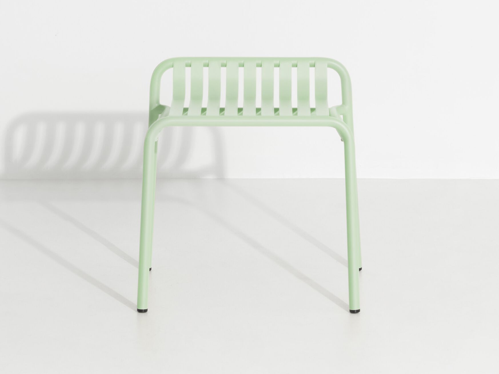 Алюминиевый низкий садовый стул с порошковым покрытием Petite Friture выходные ARCH-00129511 - Вид №1