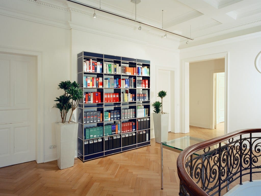 Металлический модульный высокий офисный шкаф USM USM Haller System ARCH-00040243 - Вид №5