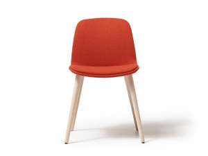 Мягкий стул из ткани