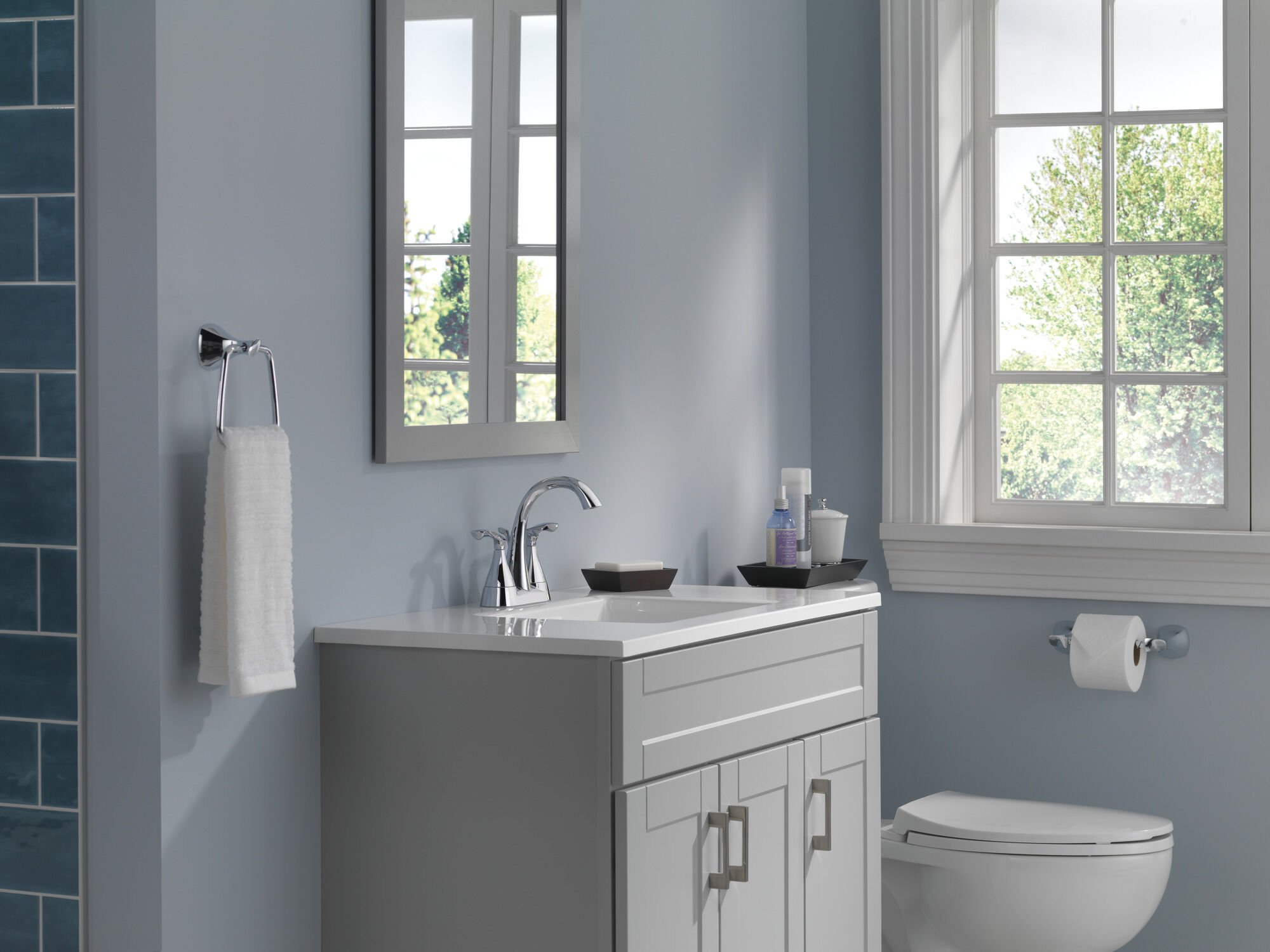 25748LF Смеситель для ванной комнаты с двумя ручками Delta Faucet Sandover Хром  - Вид №4