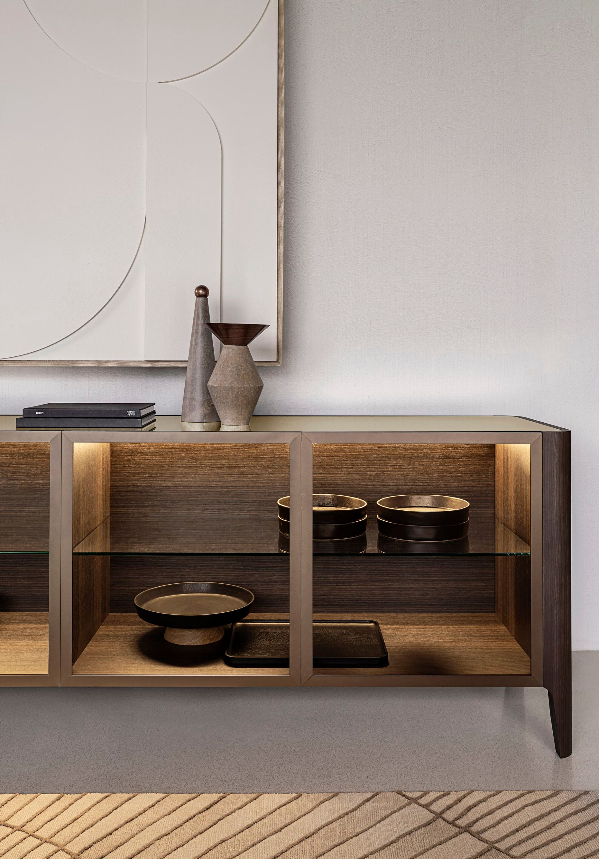 Шкаф из дерева и стекла с распашными дверями RIFLESSI ARCH-00140977 - Вид №2