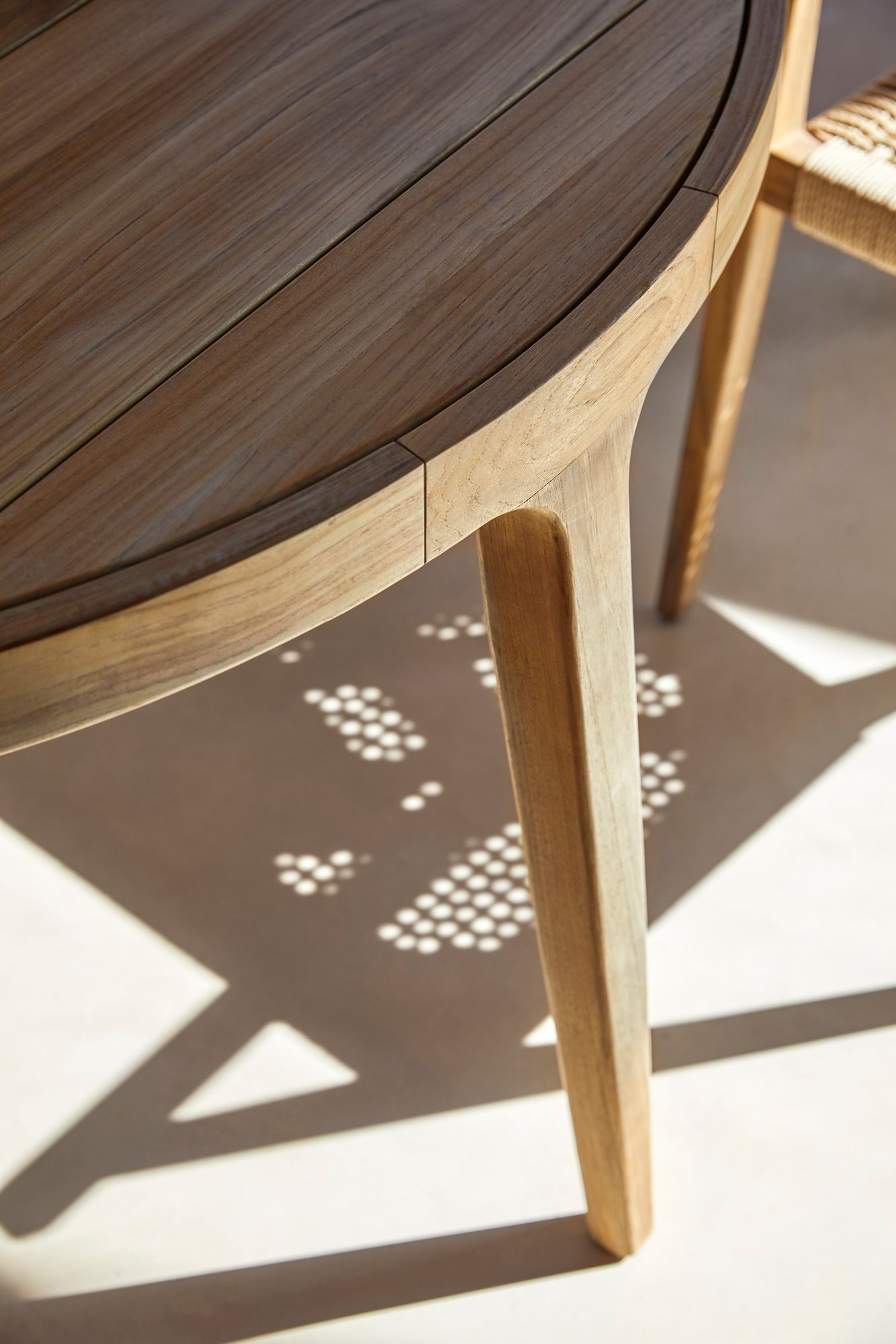 Круглый стол из тикового дерева POINT Paralel ARCH-00009806 - Вид №3