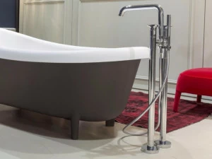 Antonio Lupi Design Напольный смеситель для ванны с ручным душем Timbro