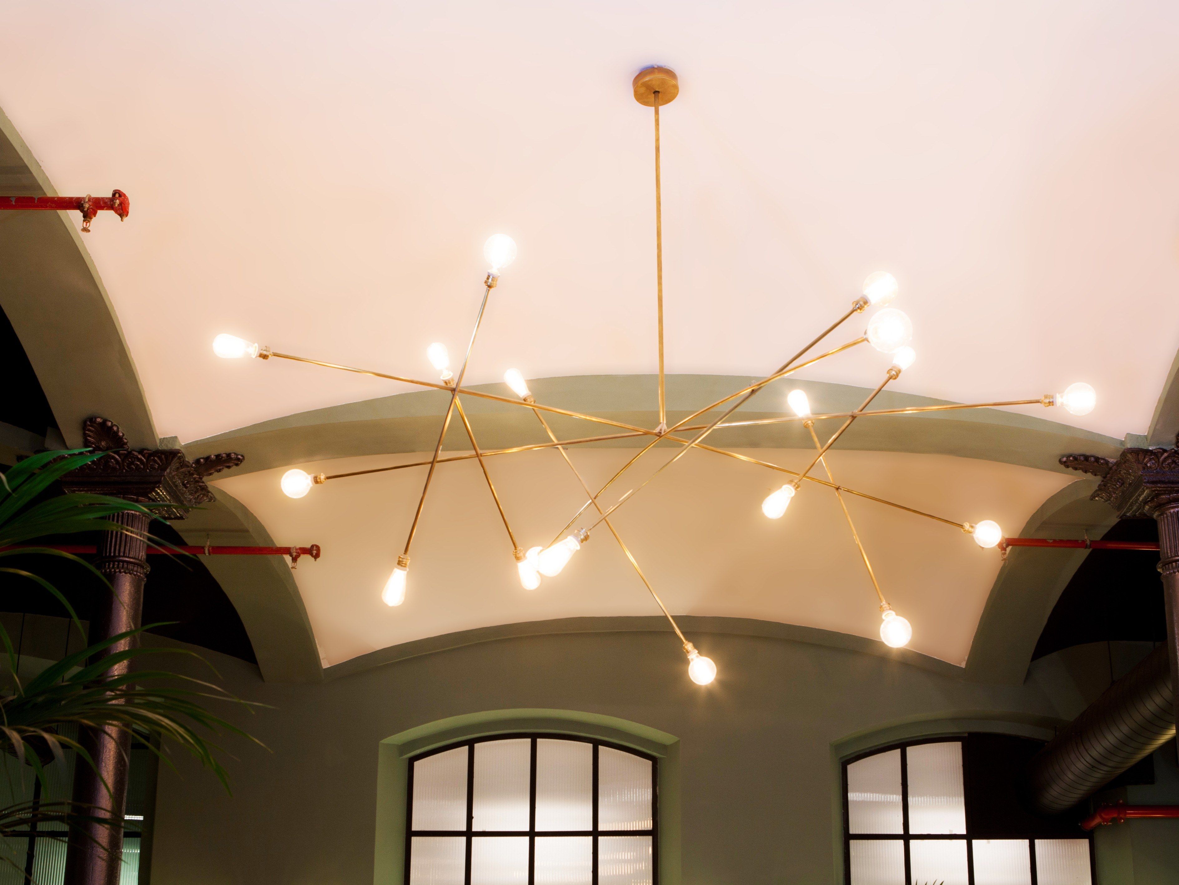 Латунный подвесной светильник ICI ET LÀ Mogi ARCH-00033966