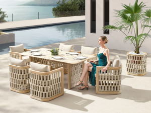 Dining set in teak