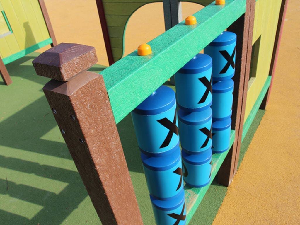 Рециркулированная пластиковая игровая панель EUROCOMITALIA OXO SPINNER ARCH-00048591 - Вид №1