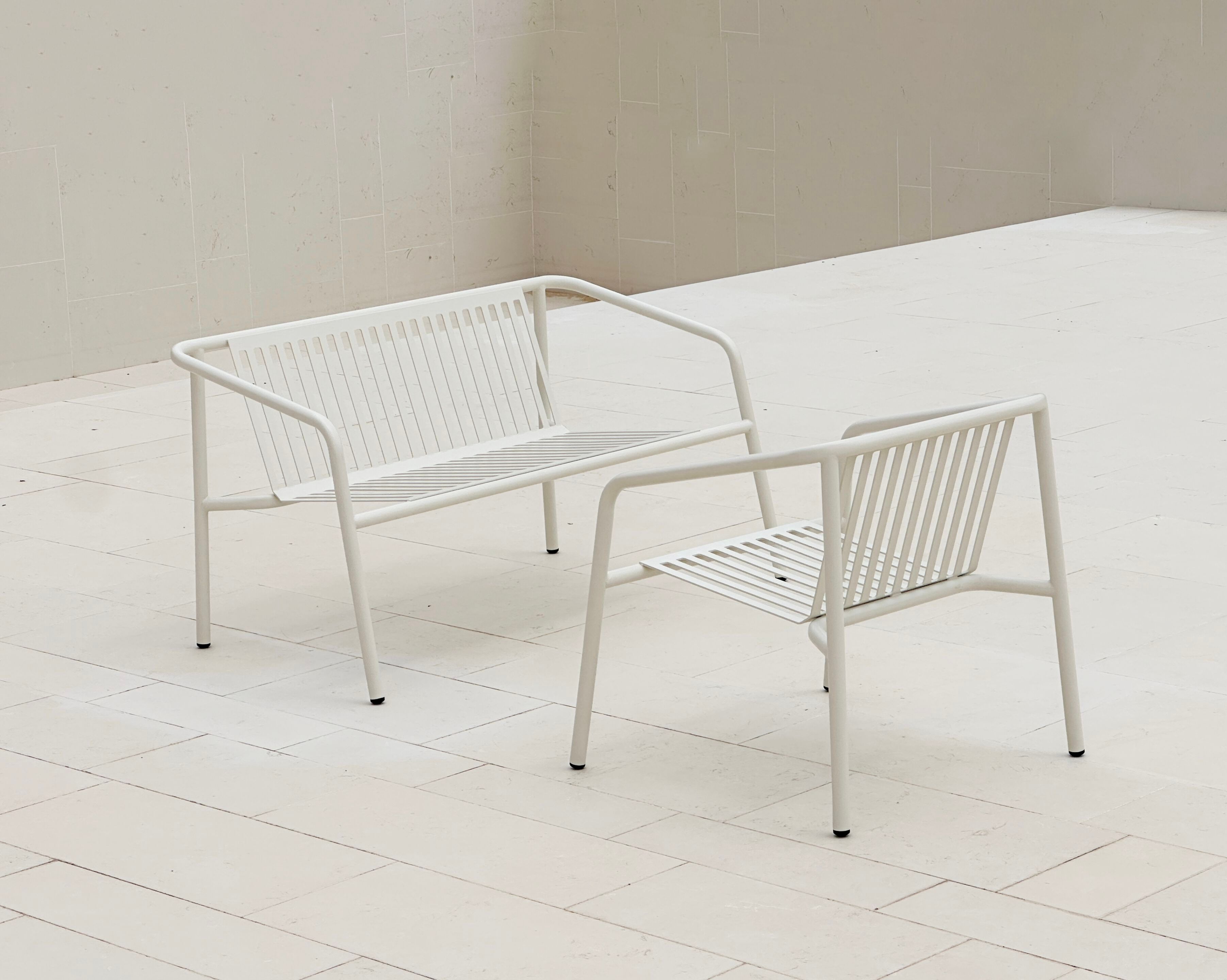 Алюминиевая садовая скамейка со спинкой Branca Lisboa Erva ARCH-00052035 - Вид №4