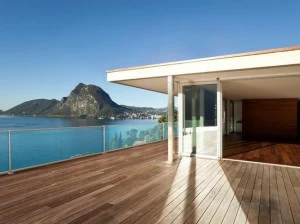 Q-RAILING ITALIA Стеклянный парапет для окон и балконов Easy glass®