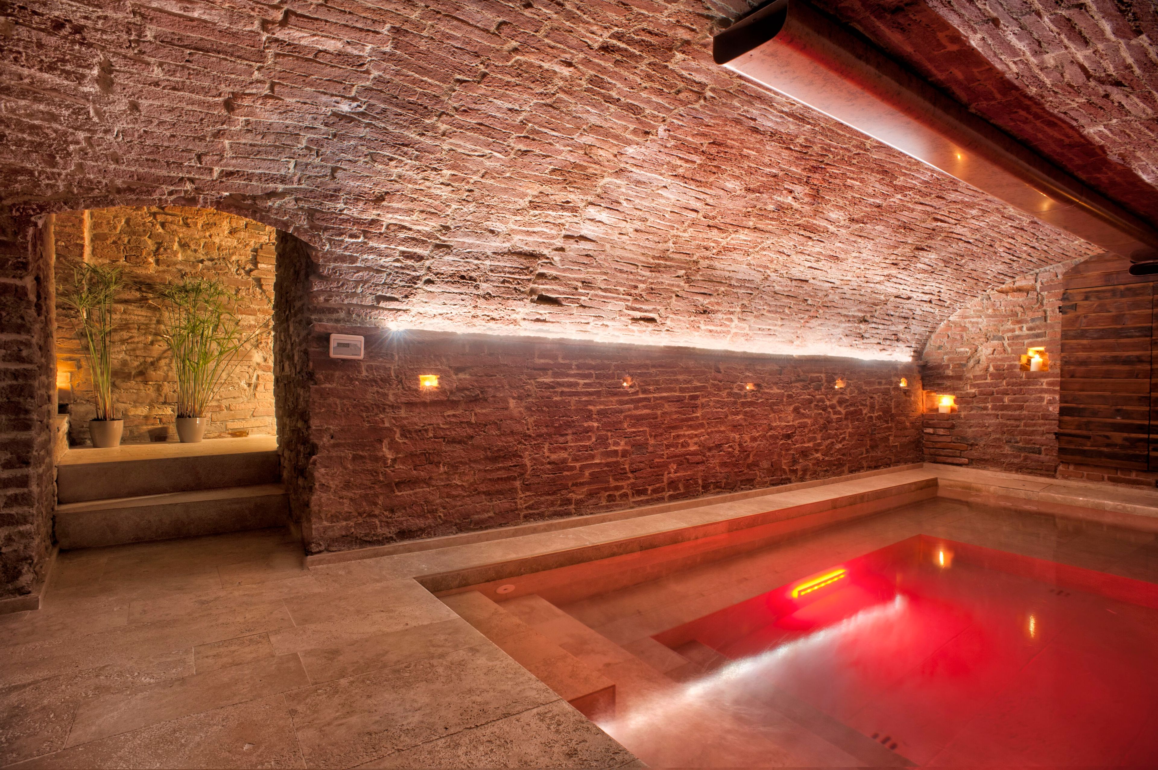 Подземный бассейн INDALO PISCINE Piscina per interni ARCH-00084654 - Вид №2