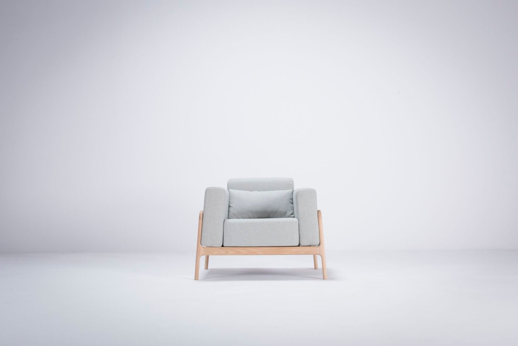 Тканевое кресло с подлокотниками Gazzda Fawn ARCH-00142631 - Вид №6