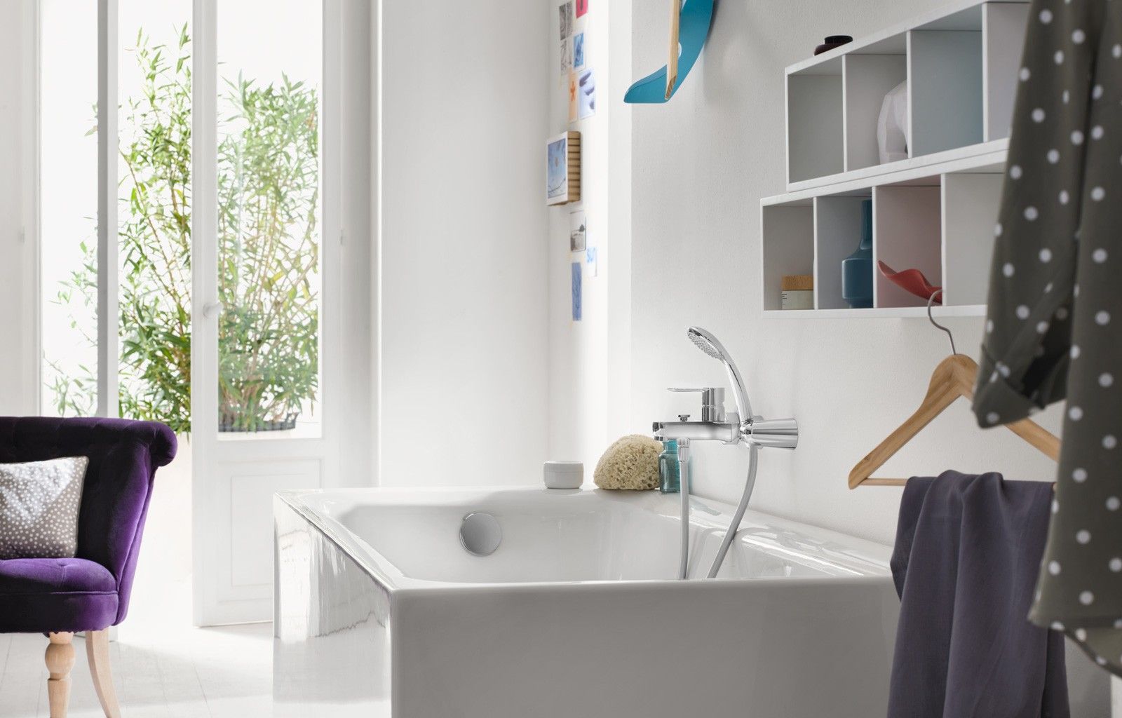 Настенный смеситель для ванны с ручным душем Nobili песок ARCH-00098235 - Вид №1