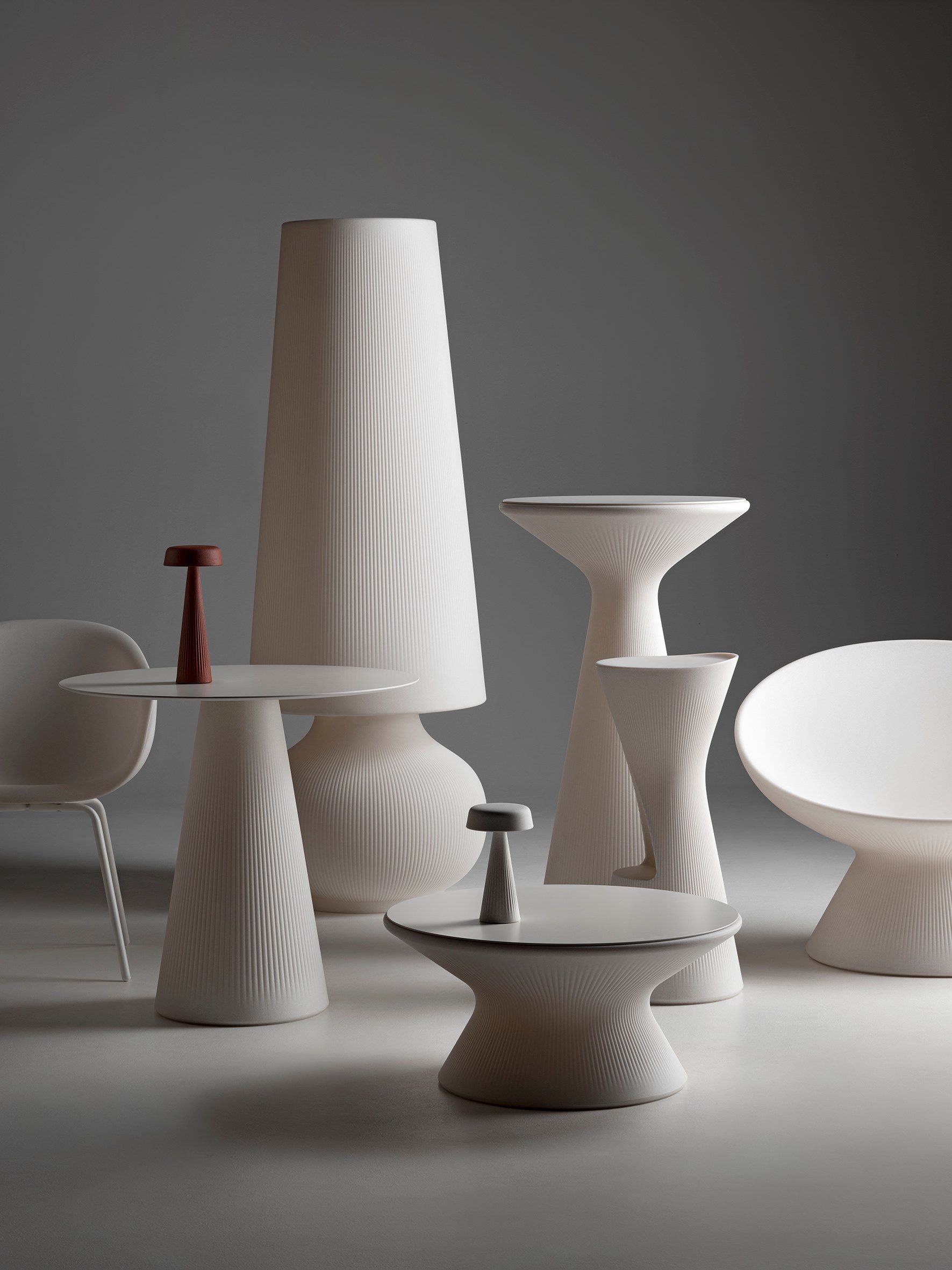 Полиэтиленовый садовый стол PLUST Fade ARCH-00062121 - Вид №2