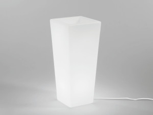 Напольный напольный светильник из полиэтилена с системой RGB с батарейным питанием