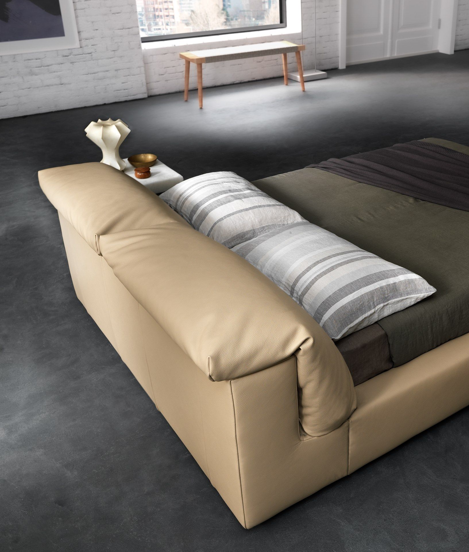 Кожаная мягкая кровать с регулируемым изголовьем VALENTINI Уильям ARCH-00043493 - Вид №3