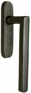 Dauby Железная оконная ручка в классическом стиле на пластине Pure® 7686