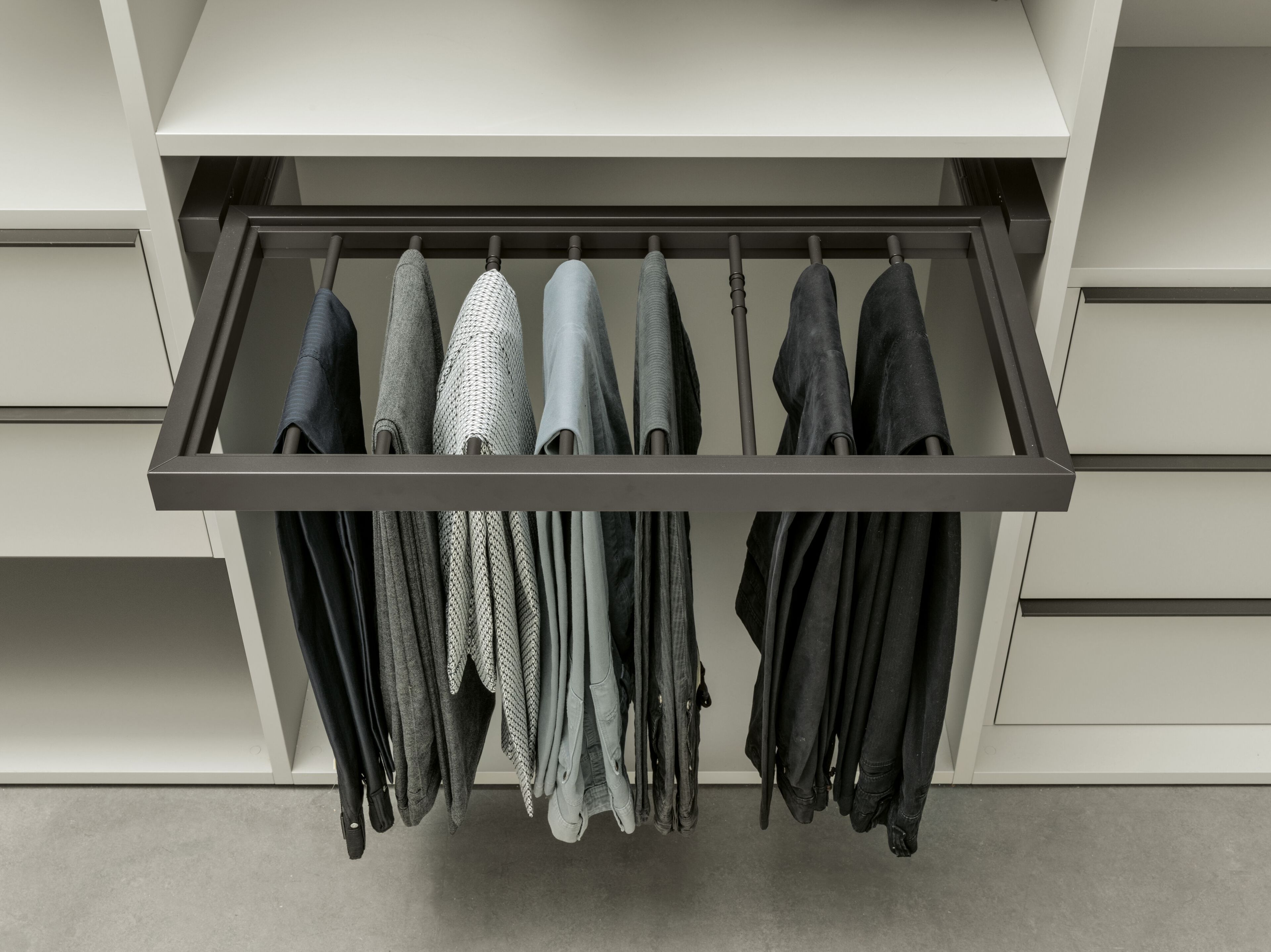 Выдвижная вешалка для брюк Adok Intermezzo ARCH-00037530