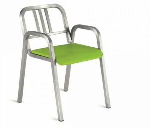 Emeco Штабелируемый алюминиевый стул с подлокотниками Nine-o™