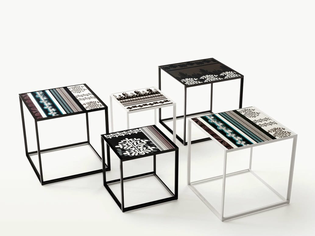 Квадратный садовый стол из керамогранита B&B Italia Outdoor Canasta ARCH-00085770