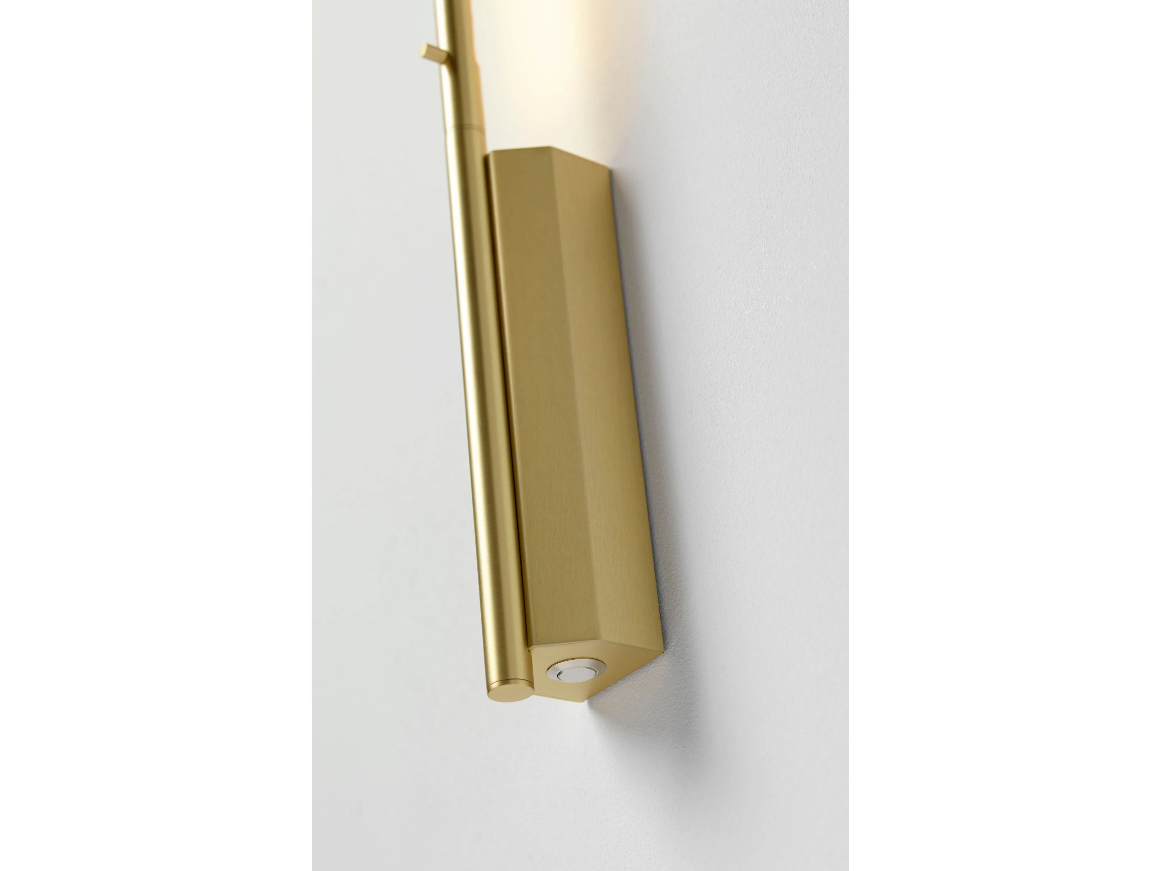Латунная светодиодная лампа для чтения CVL Luminaires ссылка ARCH-00080500 - Вид №2