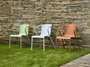 Adico Штабелируемый металлический садовый стул с подлокотниками