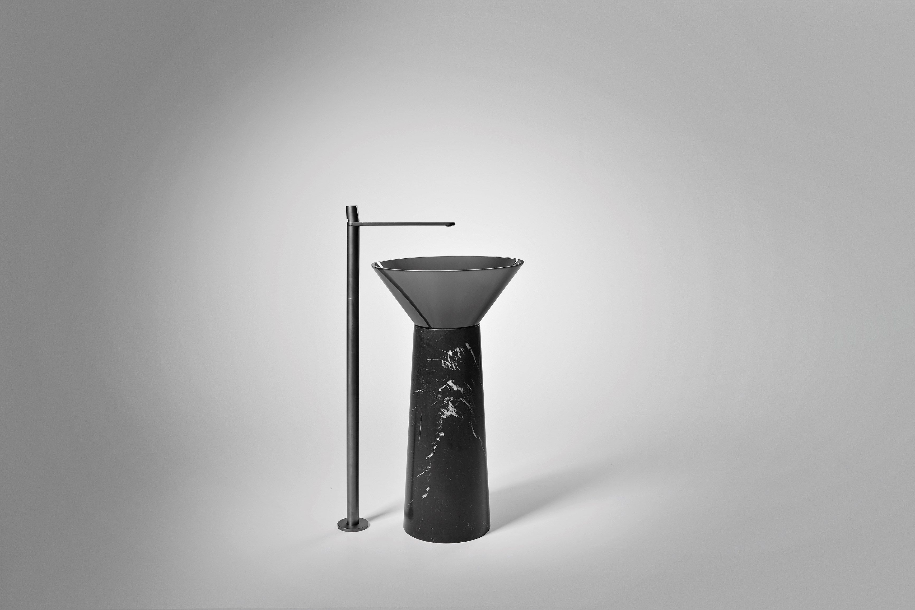 Круглый отдельно стоящий умывальник из черного мрамора Marquina Antoniolupi ALBUME11 + ALBUME21 ARCH-00148772 - Вид №20