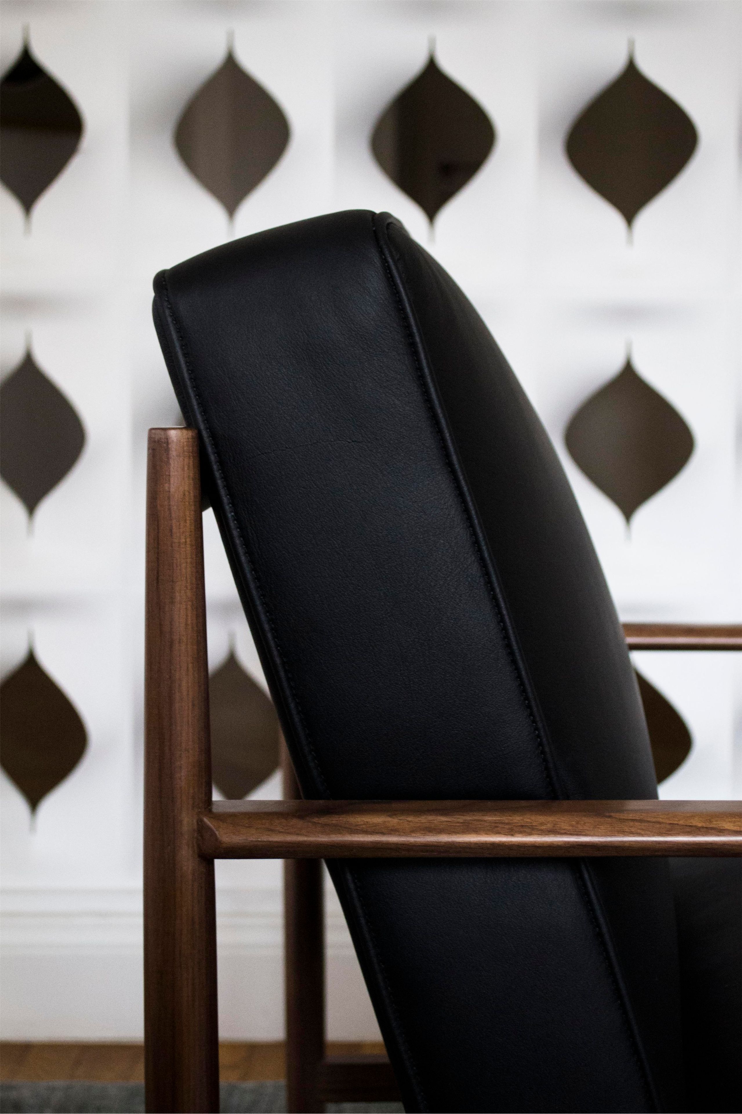 Кожаное кресло с подлокотниками mg12 ARCH-00032582 - Вид №1