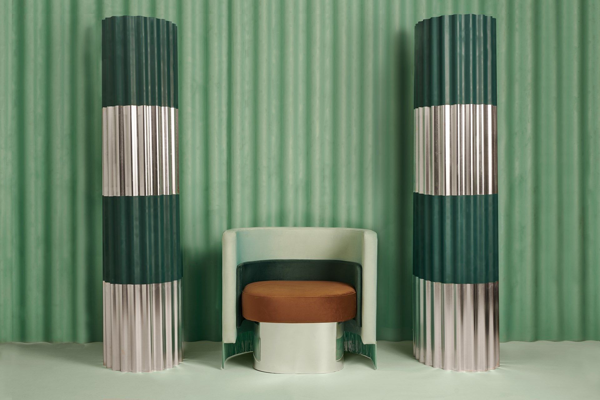 Бархатное кресло с подлокотниками Houtique ARCH-00075239 - Вид №5