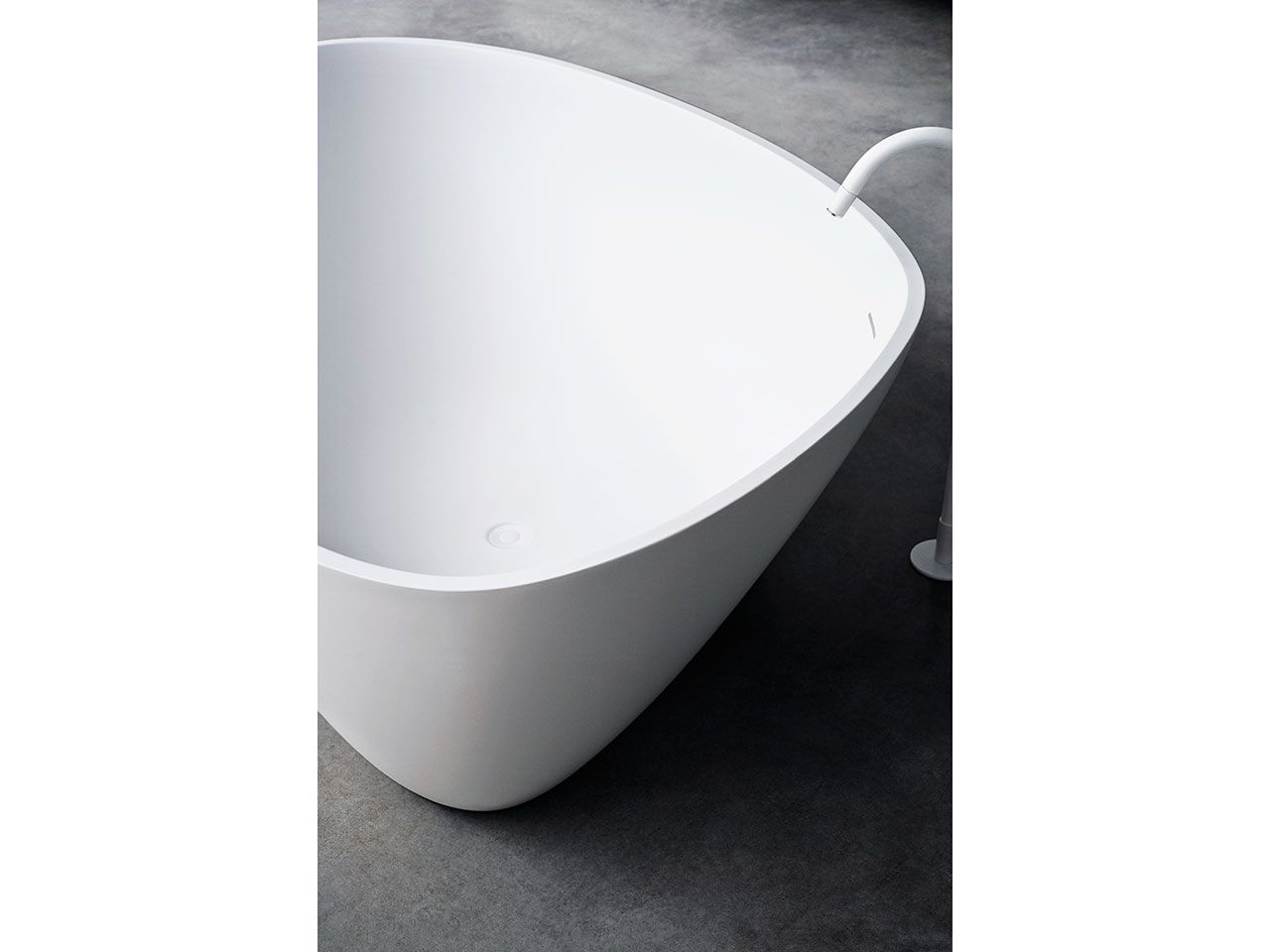 Ванна в центре комнаты в Cristalplant® Agape Drop ARCH-00146146 - Вид №3