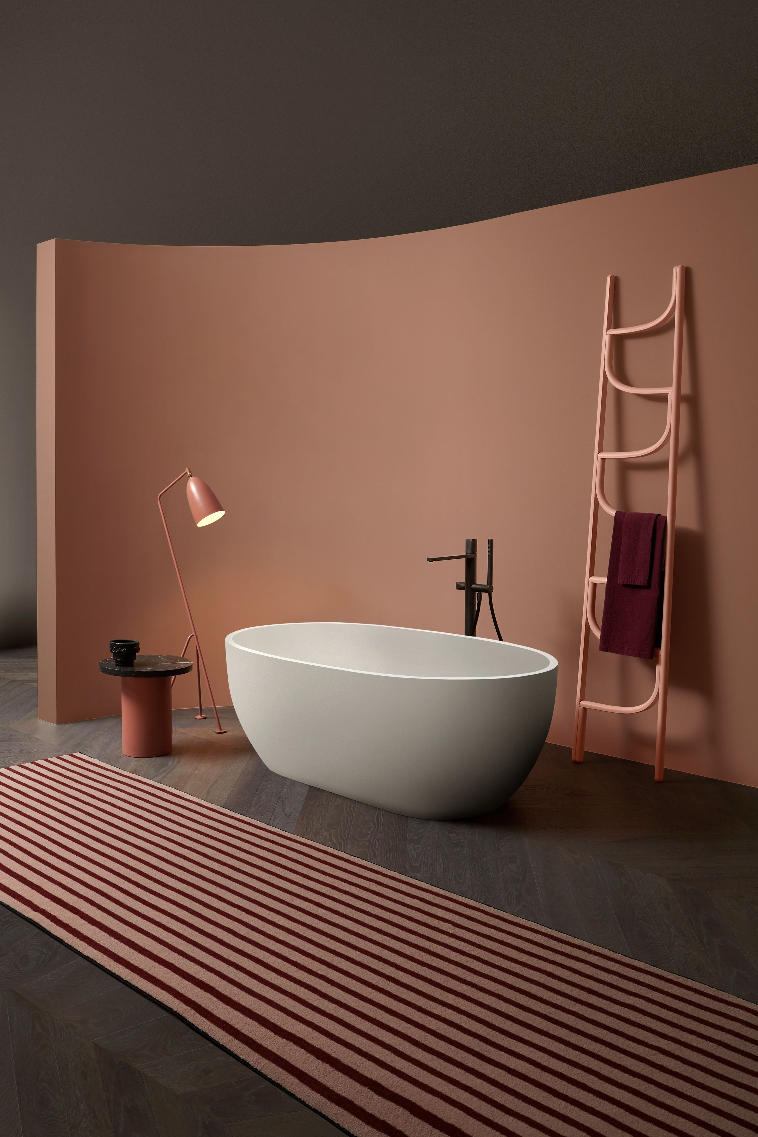Овальная ванна в центре комнаты в Cristalmood® Antoniolupi REFLEX ARCH-00120140 - Вид №3