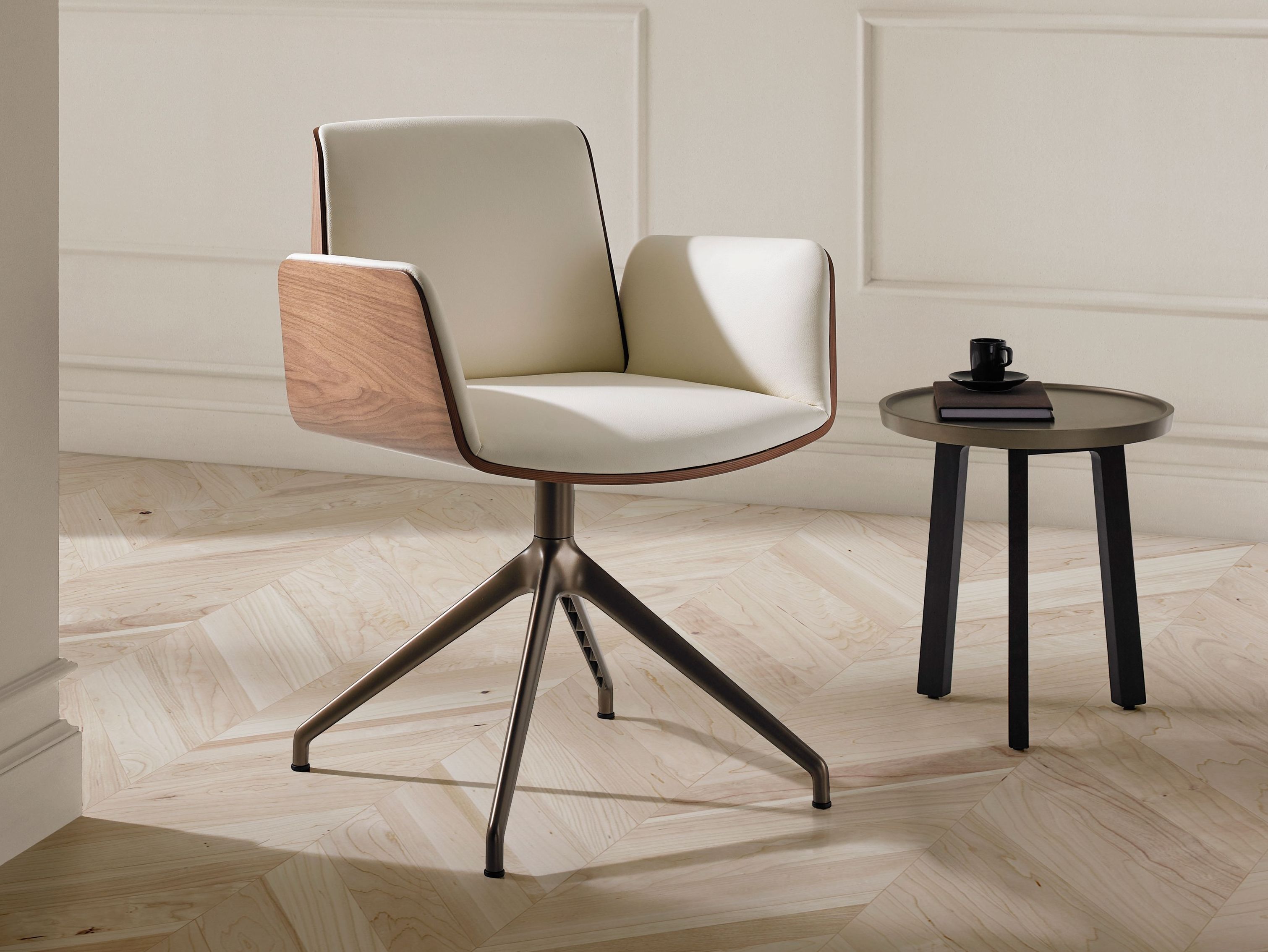 Стул на насесте с подлокотниками Punt HUG ARCH-00143403 - Вид №4