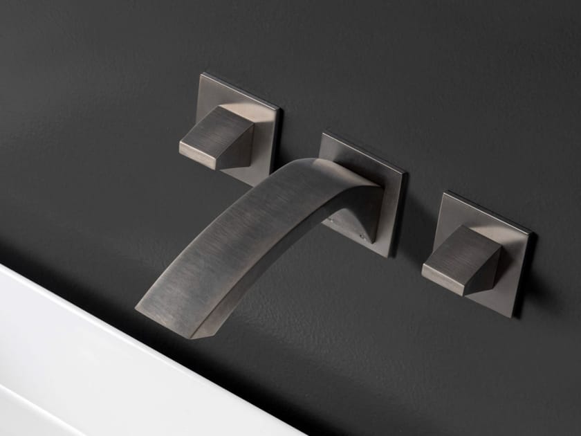 Настенный смеситель для раковины с 3 отверстиями Rubinetterie Treemme Archè ARCH-00100494