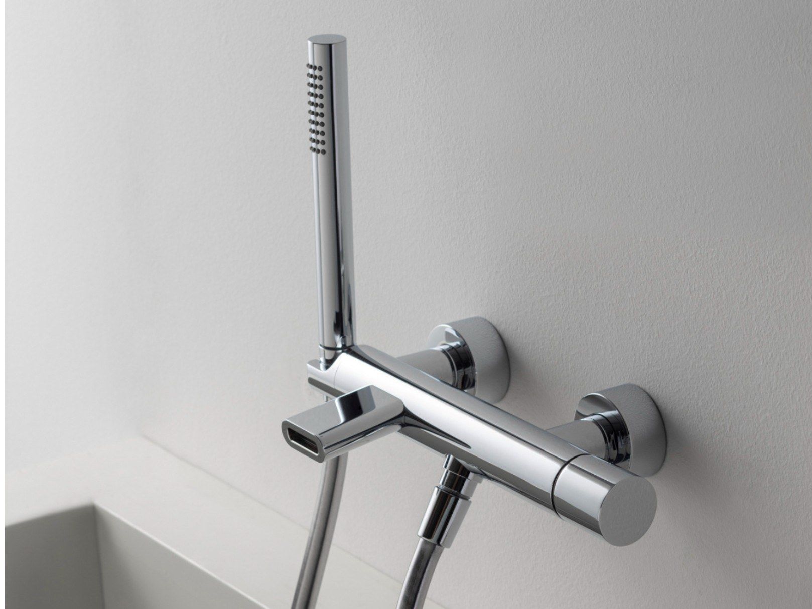 Латунный настенный смеситель для ванны с 2 отверстиями Rubinetterie Treemme NANOtech ARCH-00050526 - Вид №1