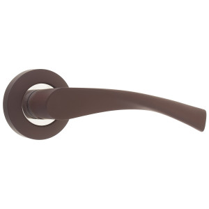 Ручка дверная на розетке P 104 пластик матовое покрытие цвет коричневый ФАБРИКА ЗАМКОВ