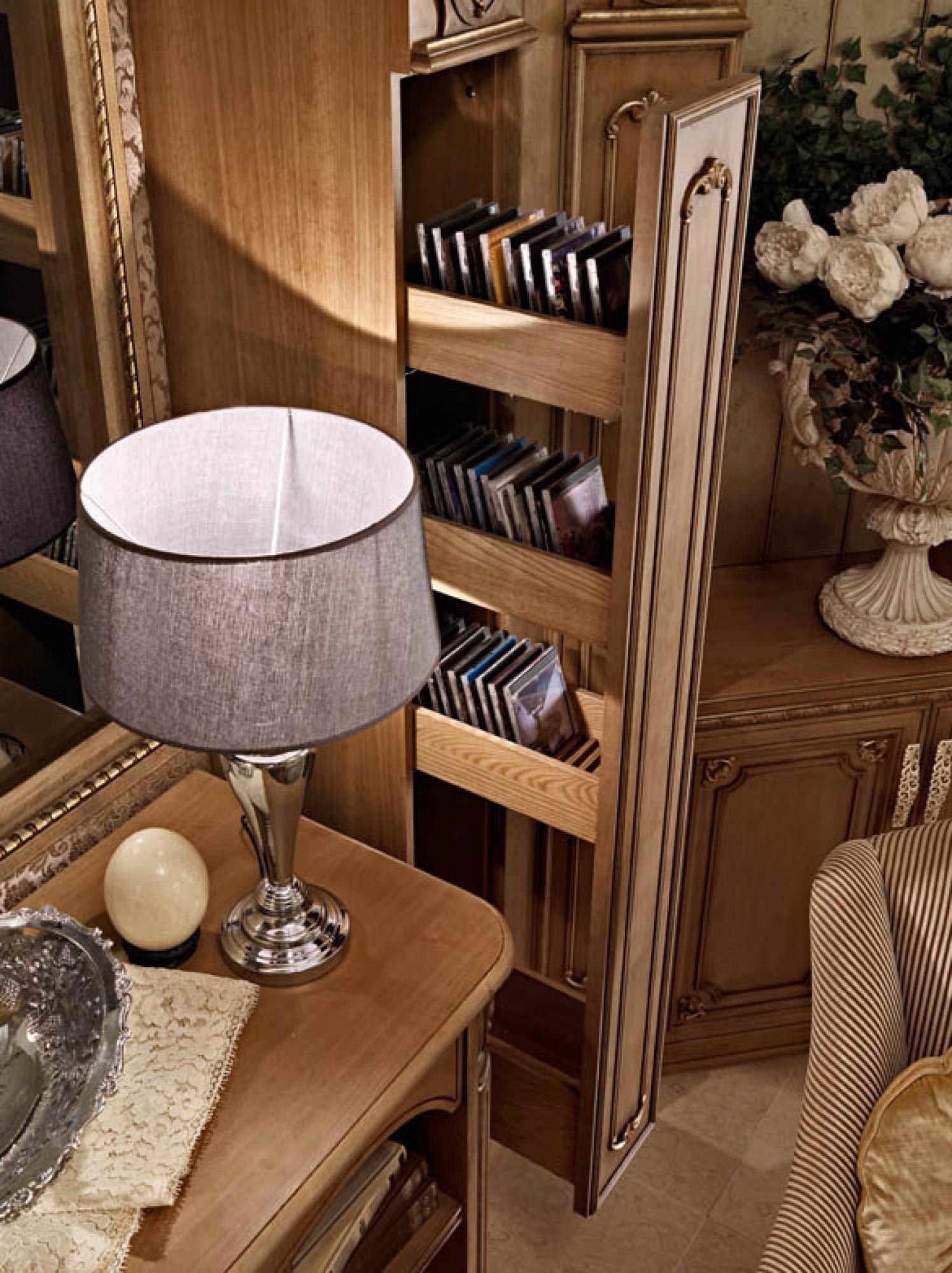 Изготовленная на заказ стена из грецкого ореха с камином Martini Interiors FIRENZE ARCH-00005763 - Вид №1