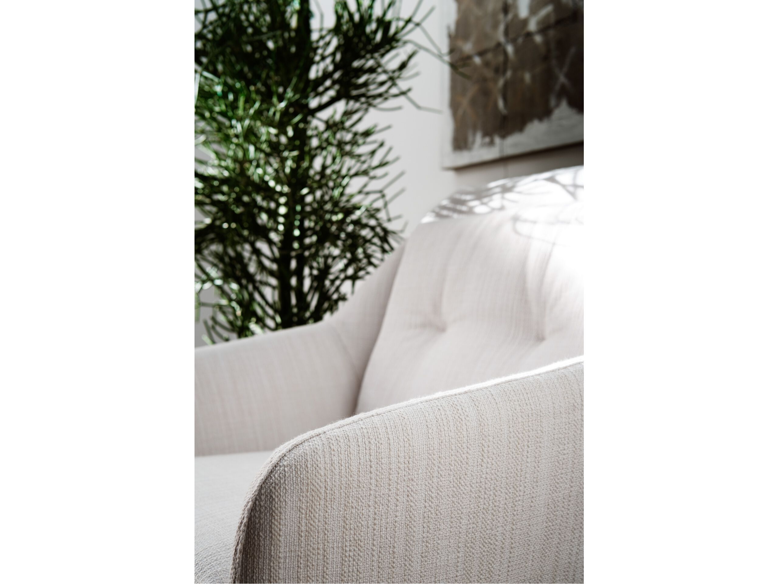 Тканевое кресло с подлокотниками и высокой спинкой VALENTINI ARCH-00072706 - Вид №1