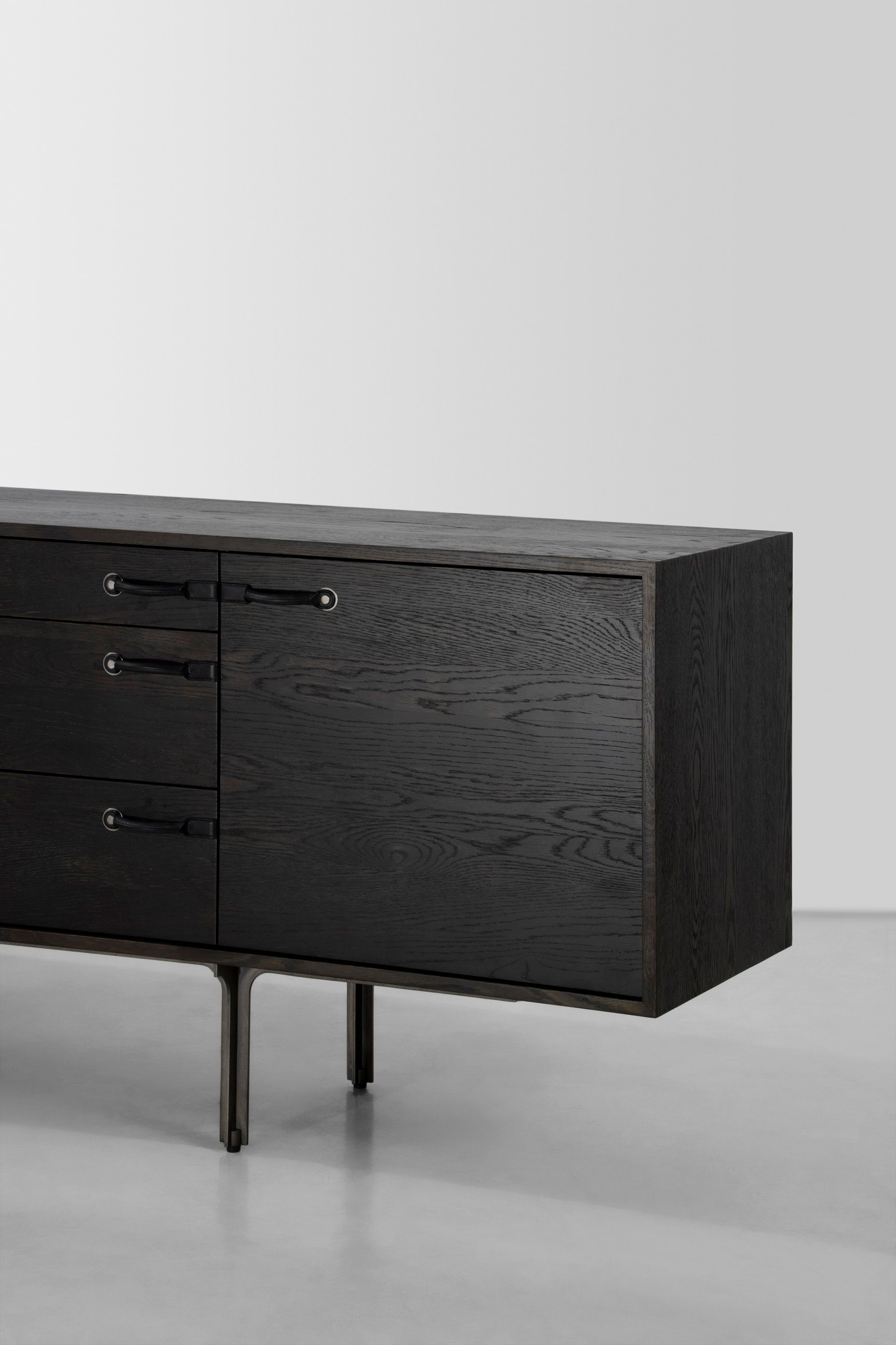 Дубовый шкаф District Eight тотализатор ARCH-00146421 - Вид №1