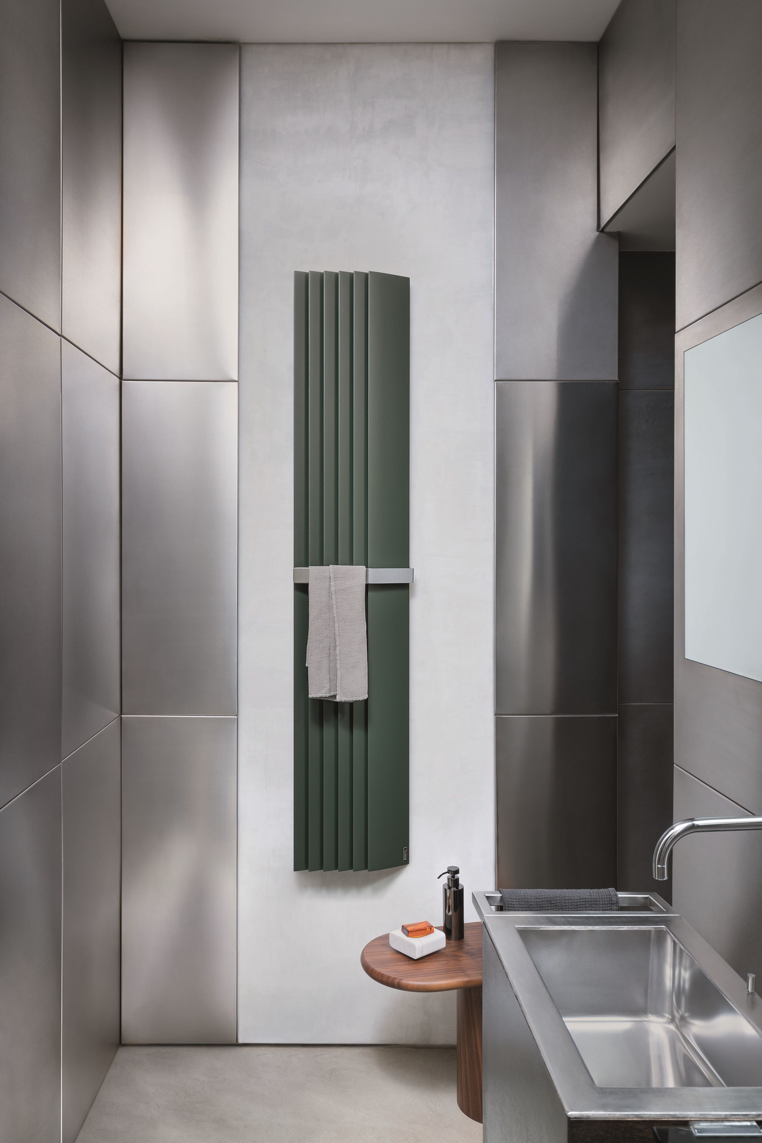 Экструдированный алюминиевый двойной подающий полотенцесушитель Tubes Elements ARCH-00090643 - Вид №2