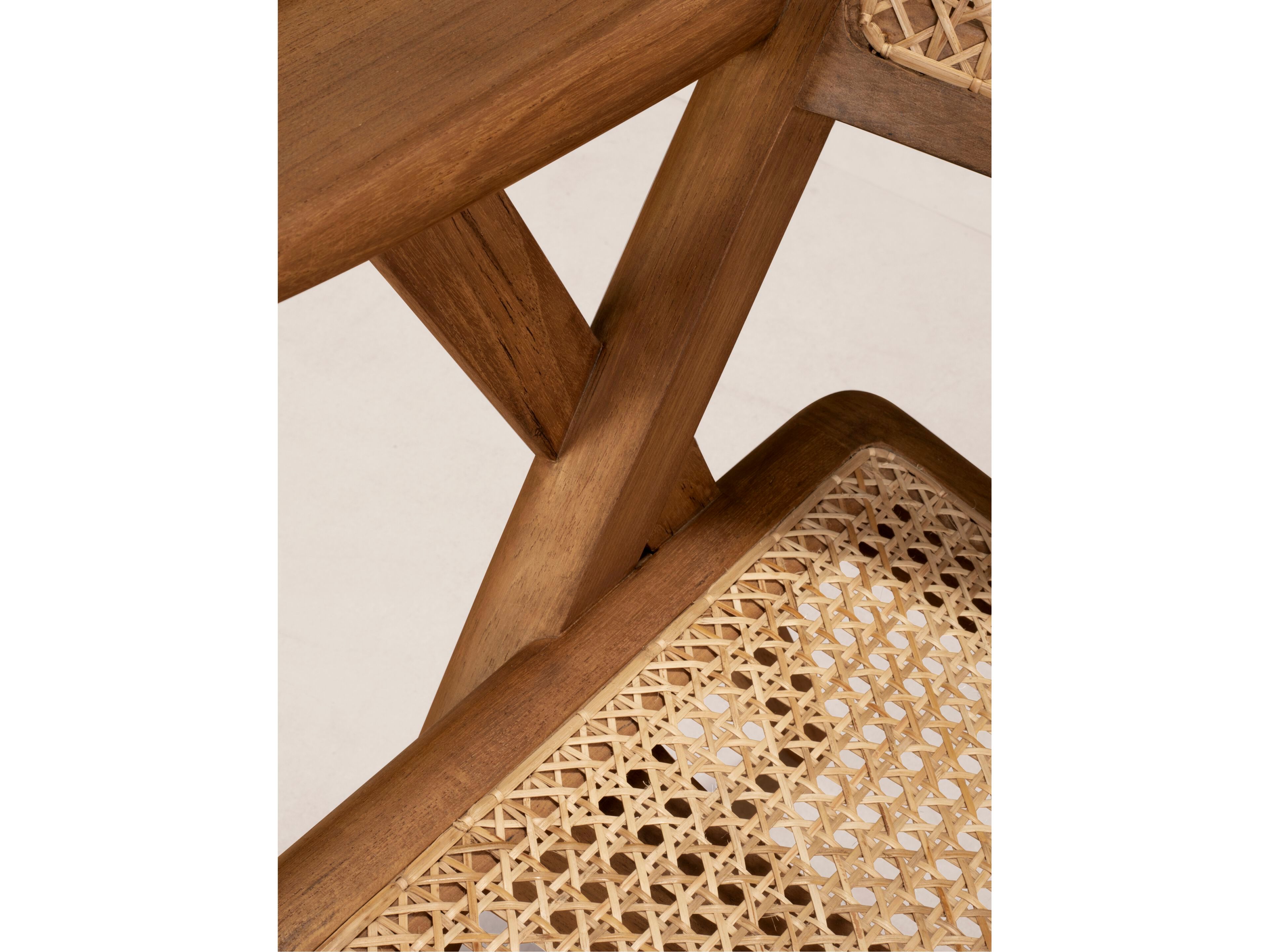 Стул из тикового дерева с подлокотниками Phantom Hands Muṅgāru ARCH-00003923 - Вид №3