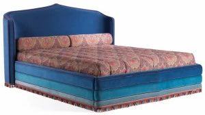 ETRO Home Interiors Кровать king size из бархата с мягким изголовьем Amina