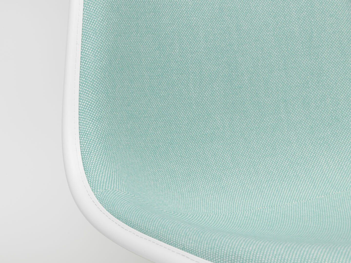 Штабелируемый стул для конференций из ткани VITRA Eames Plastic Chair ARCH-00131379 - Вид №8